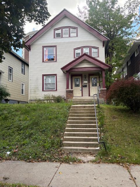 3339 W Juneau Ave, Milwaukee, WI 53208
