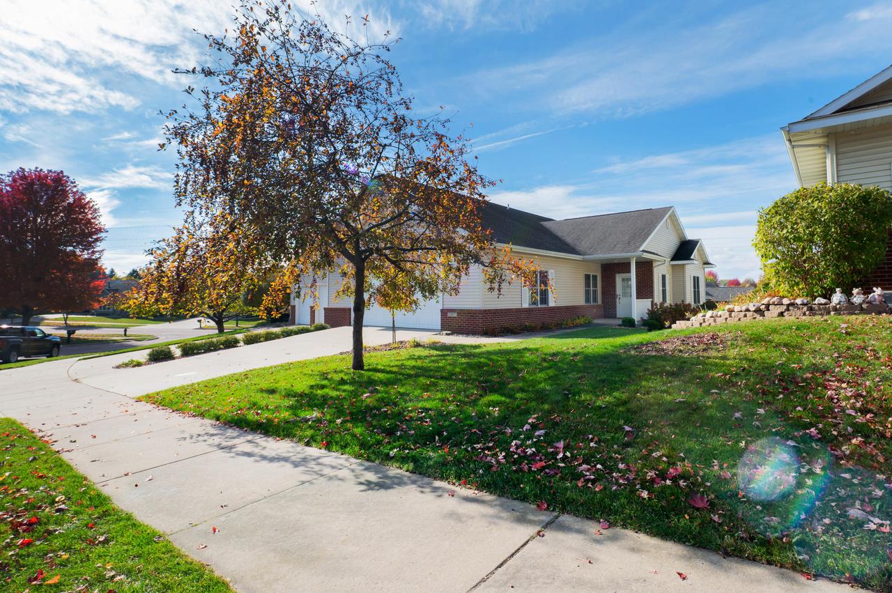 1607 Pine Ridge, Onalaska, WI 54650