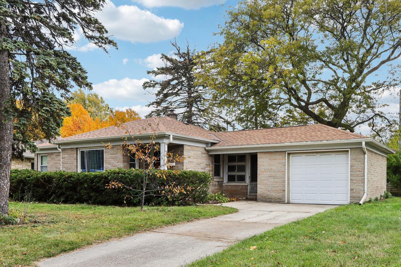 1011 W Silver Spring Dr., Milwaukee, WI 53209