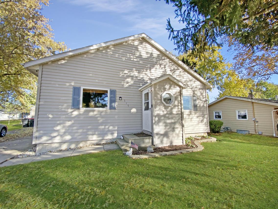515 Johnson Ave, Clinton, WI 53525