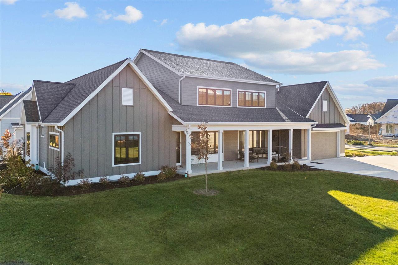 525 Meadow Cir, Kohler, WI 53044