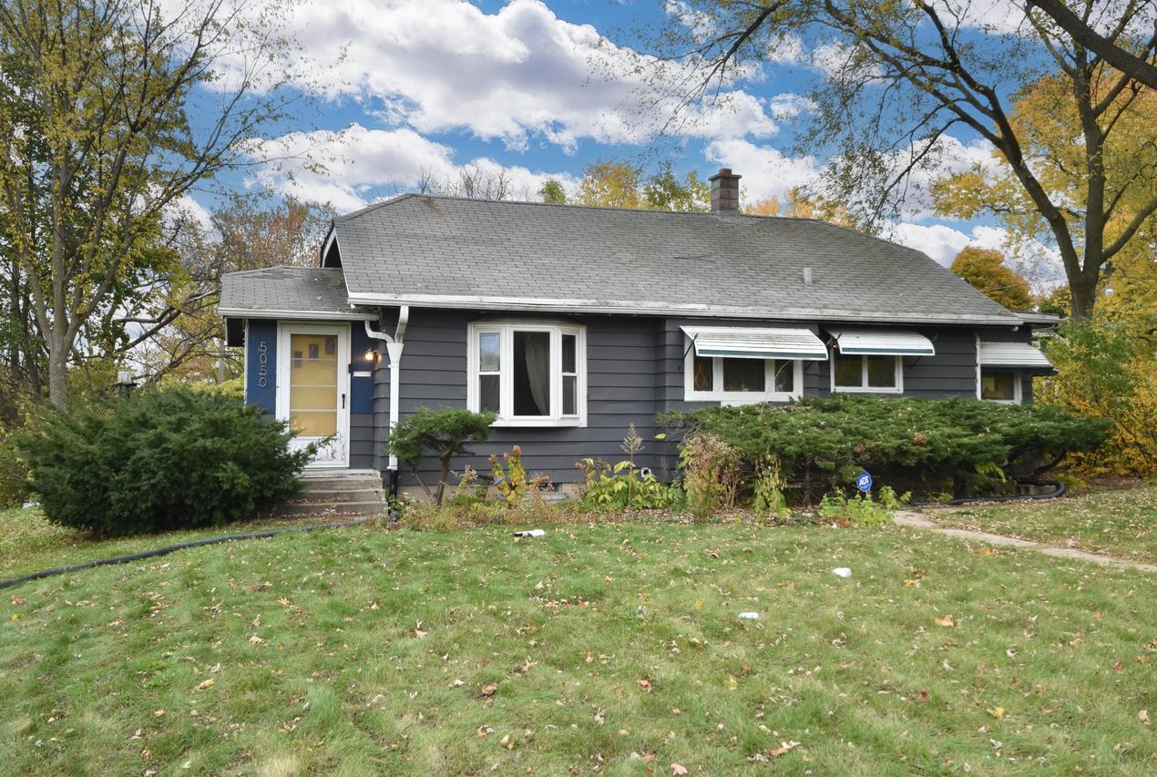 5050 N Teutonia Ave, Milwaukee, WI 53209