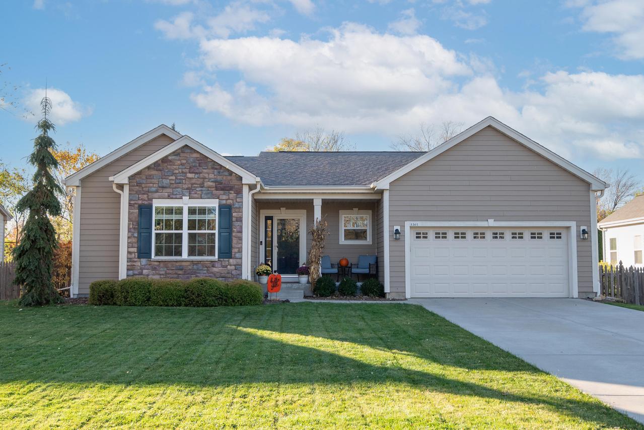 1305 S Elm Grove, Brookfield, WI 53005