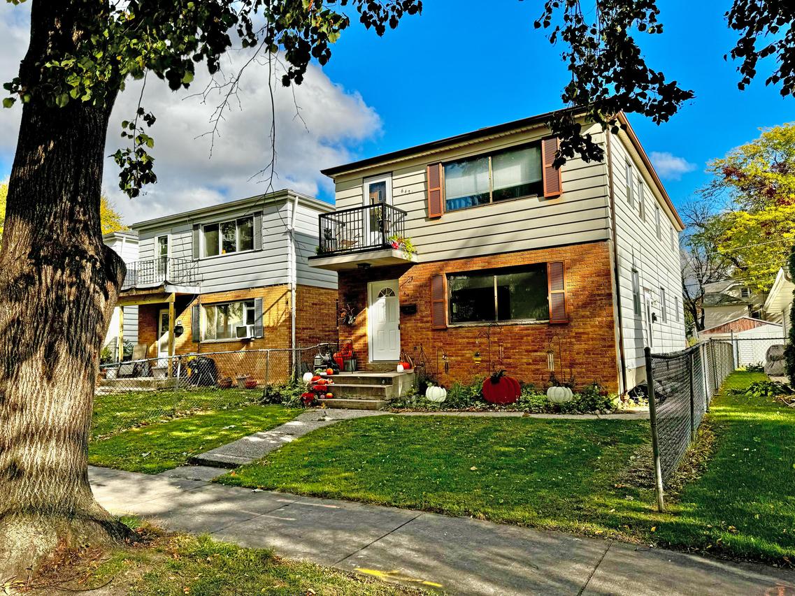 642 S 66th St, Milwaukee, WI 53214