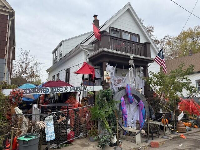 1309 W Cottage Pl, Milwaukee, WI 53206