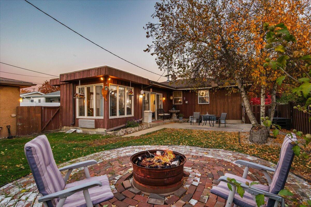 6800 55th Ave, Kenosha, WI 53142