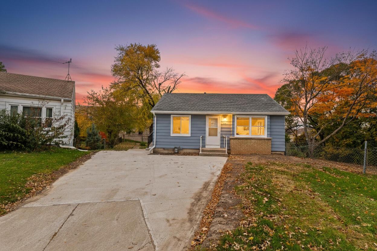 841 N 54th St, Milwaukee, WI 53208