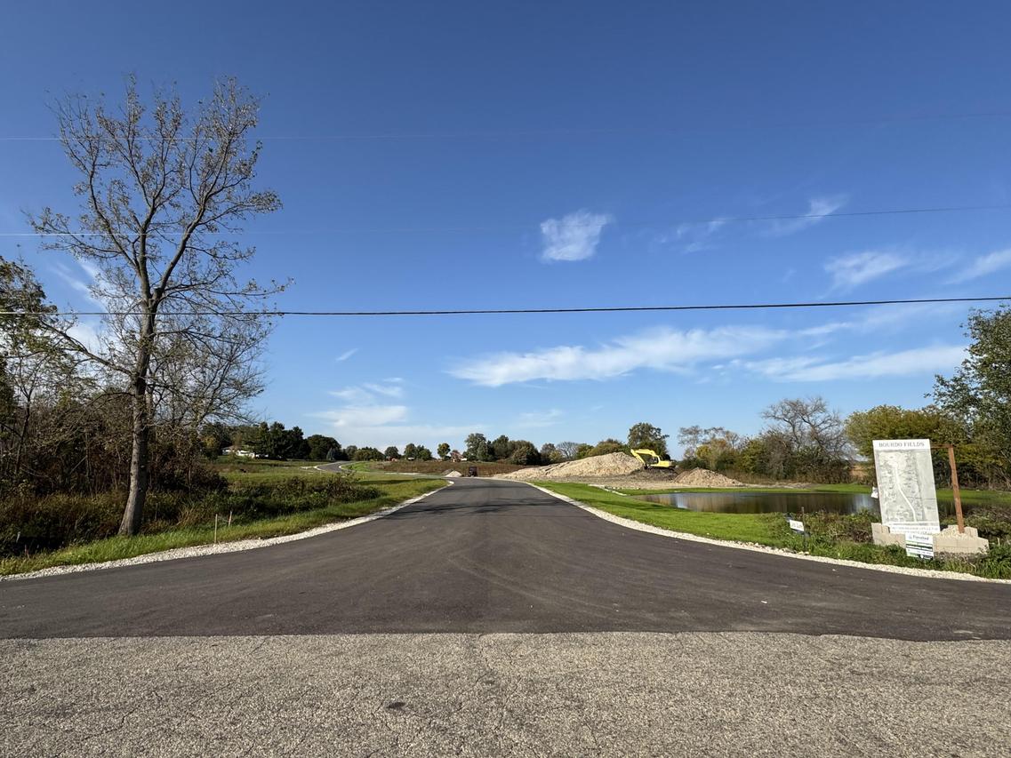 Lt8 Leo Ln, Big Bend, WI 53103