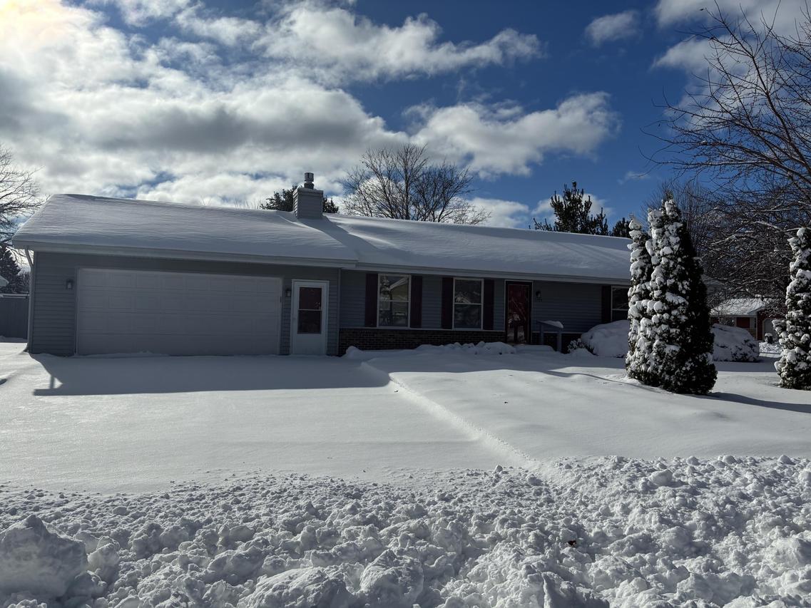 2133 Ontario Dr, Janesville, WI 53545