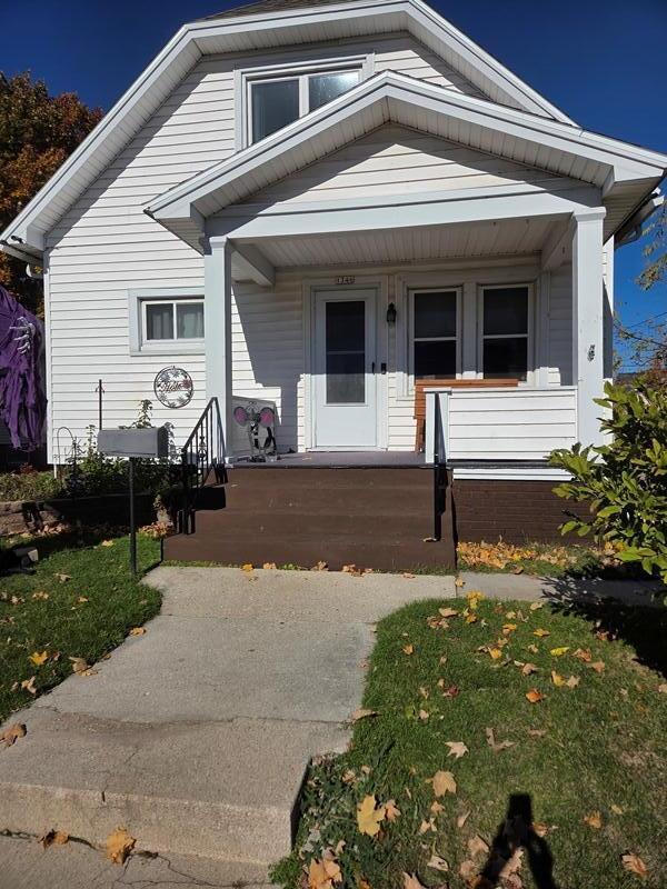 1346 Lenz Ct, Sheboygan, WI 53083