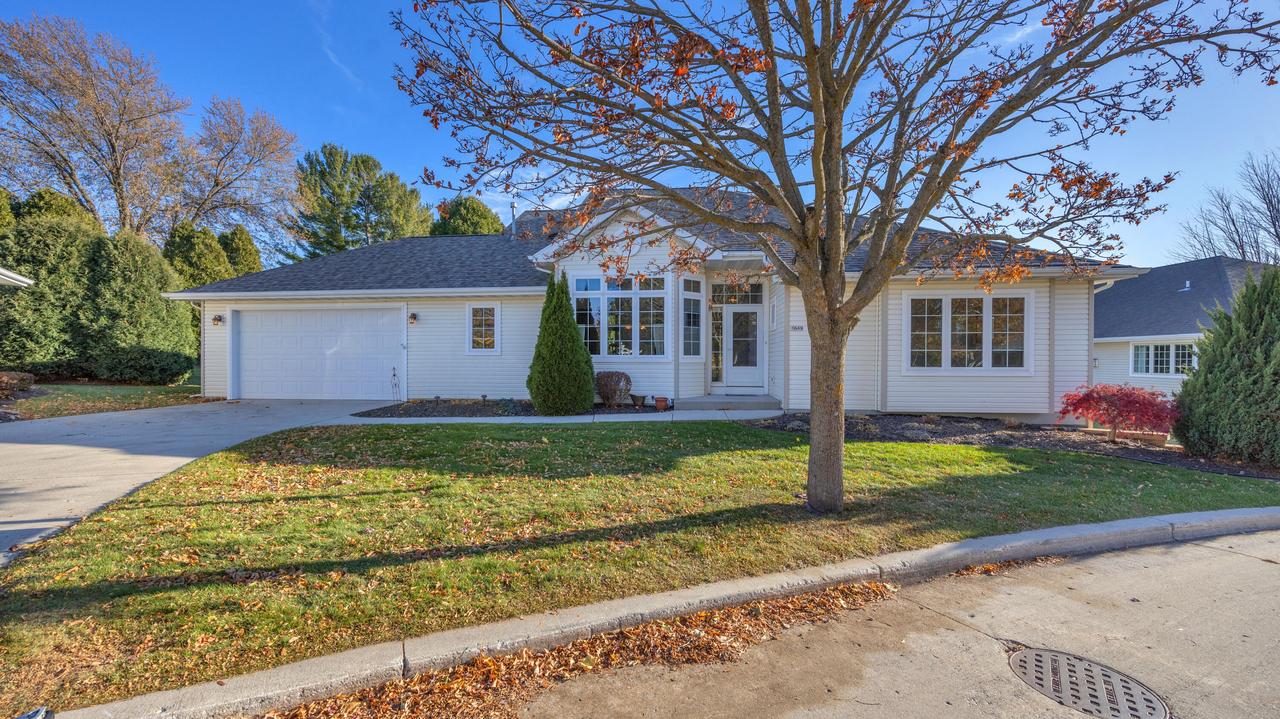 1649 Butternut Highlands -, Sheboygan, WI 53081