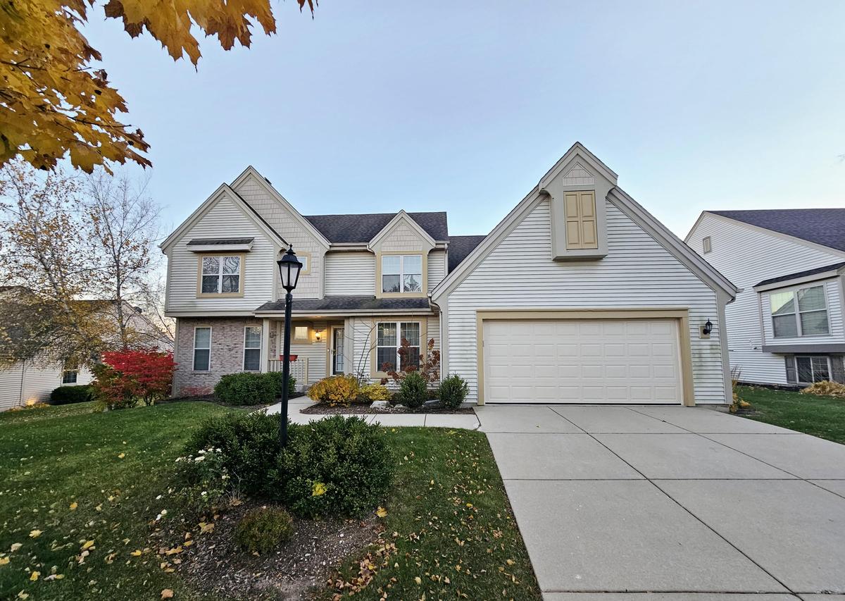 923 River Park, Waukesha, WI 53189