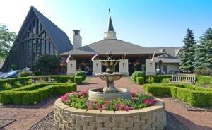 269 Fontana Blvd #2663, Fontana, WI 53125