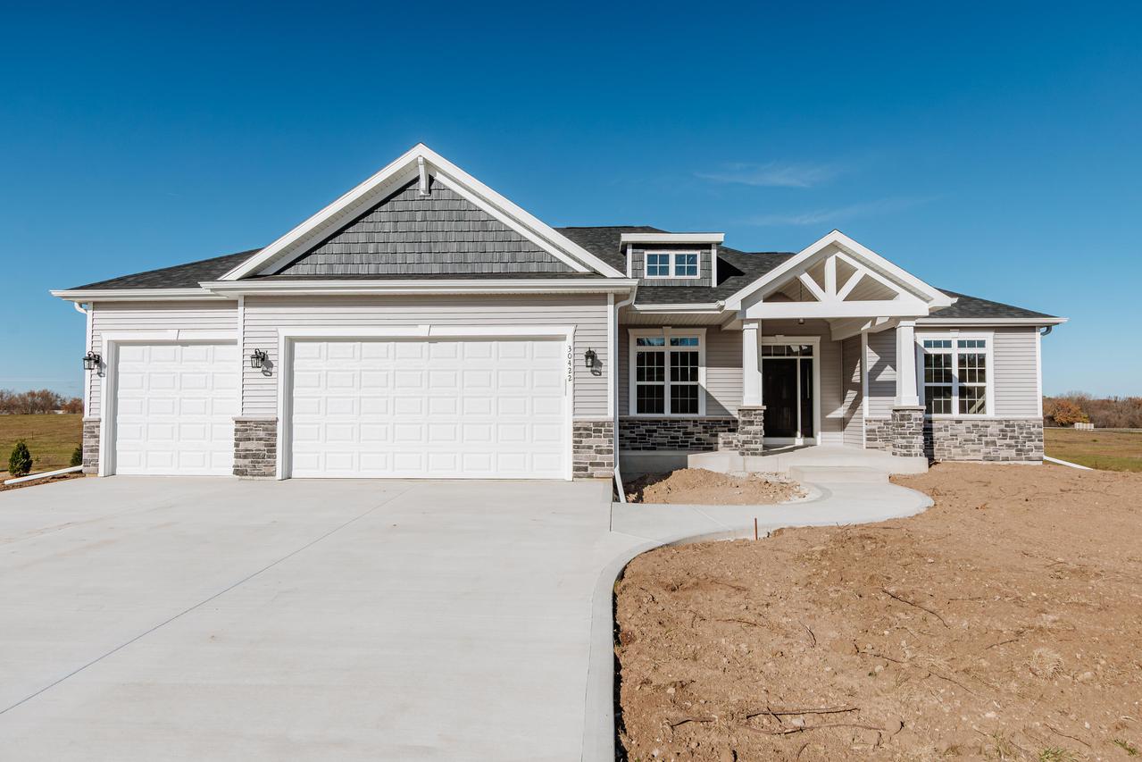30422 Jeffrey Dr, Burlington, WI 53105