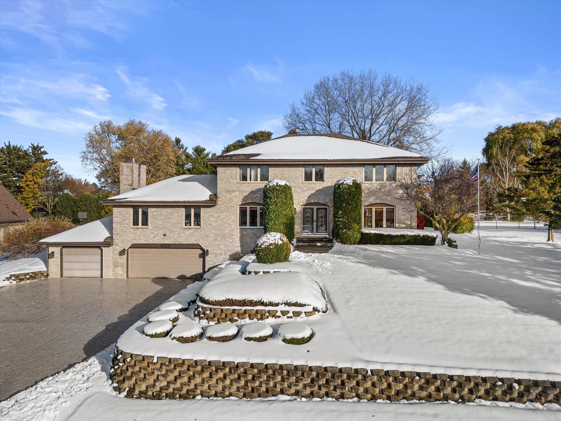 12311 87th Ave, Pleasant Prairie, WI 53158