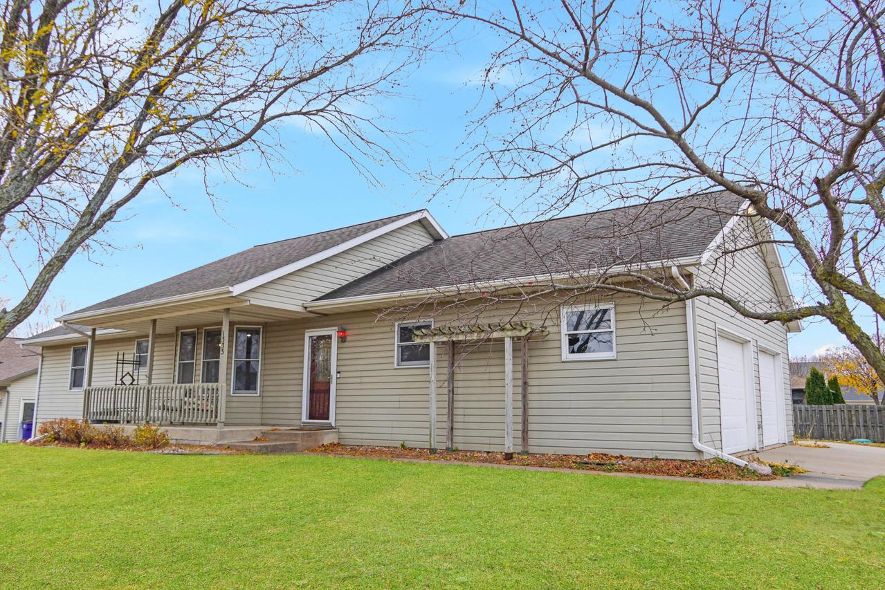 1333 N East Ave, Onalaska, WI 54650