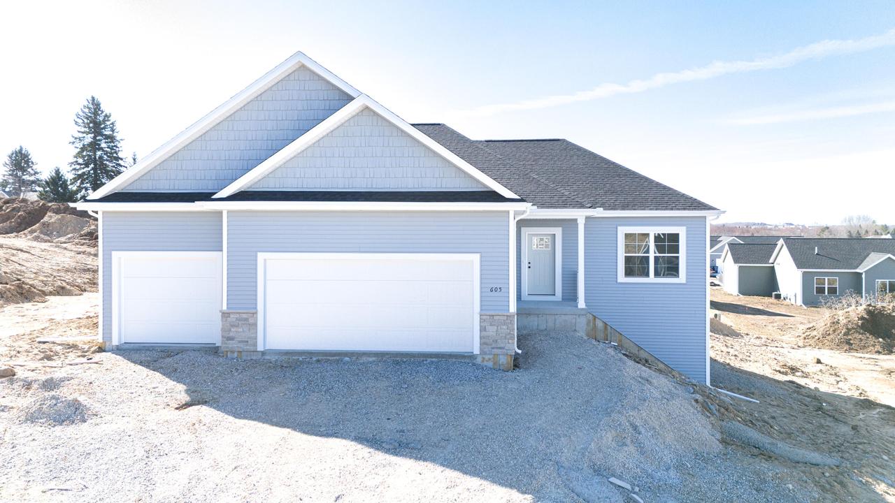 605 Sycamore Pl, Theresa, WI 53091