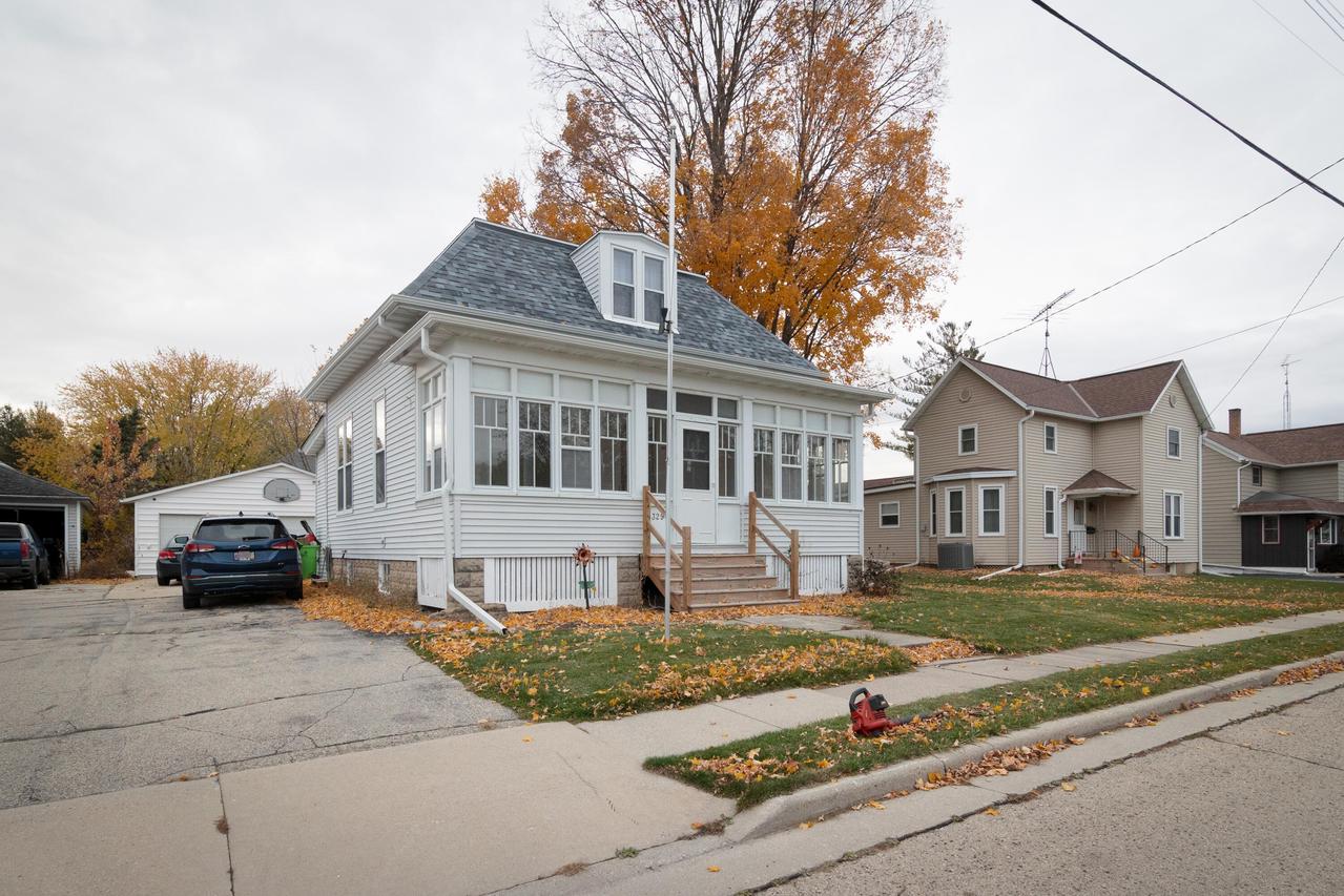 329 Grove St., Mayville, WI 53050
