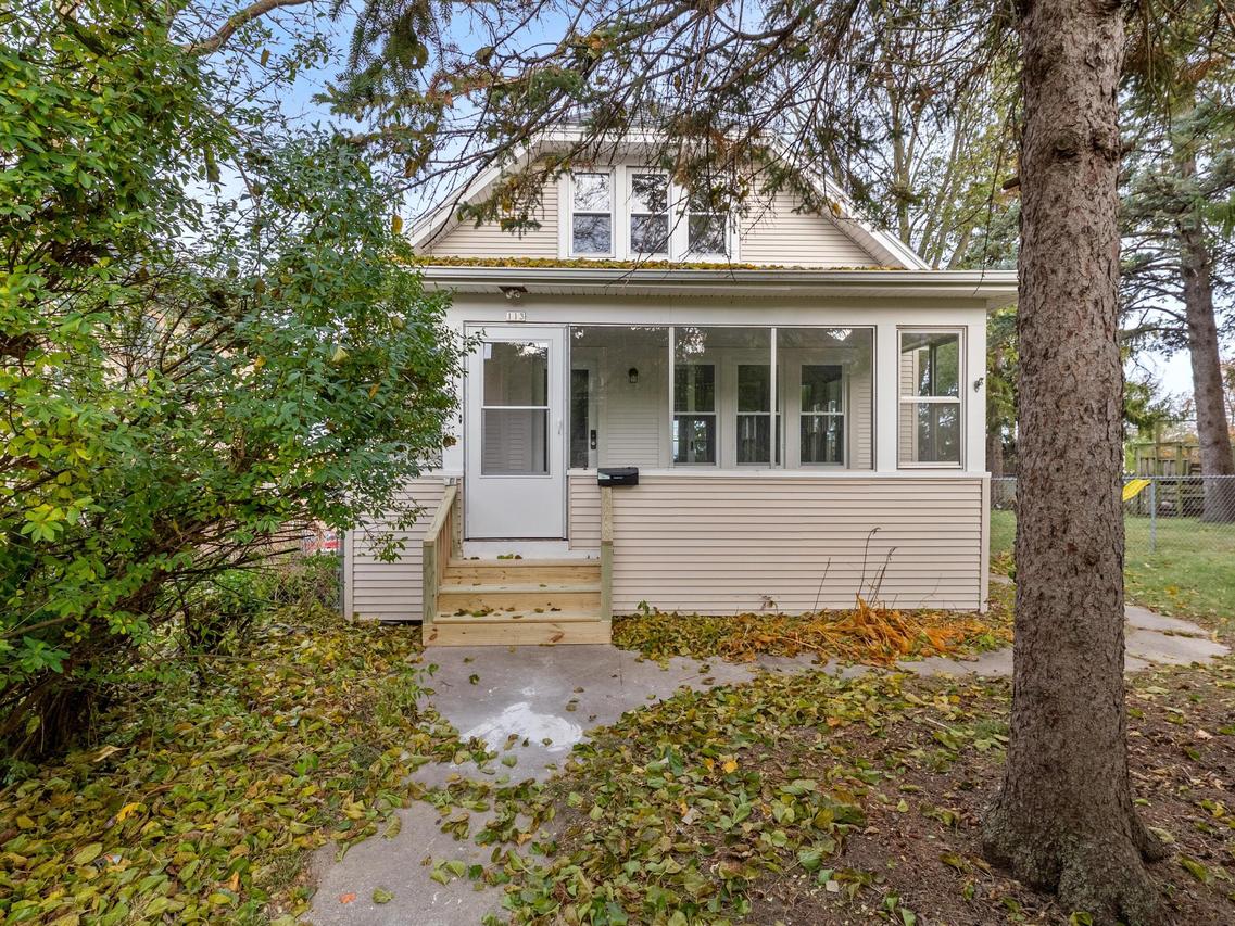 113 S 7th Ave, West Bend, WI 53095