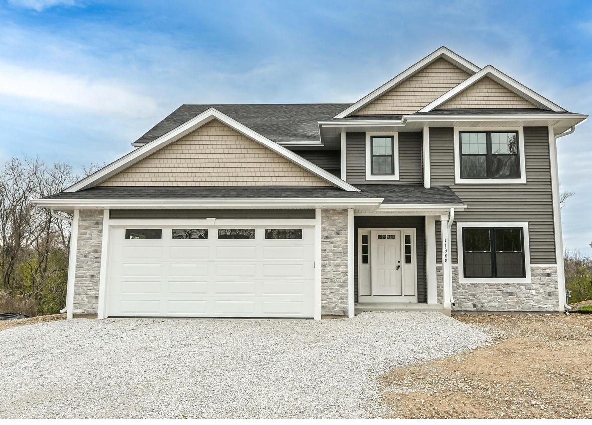 11388 W Tess Creek, Franklin, WI 53132