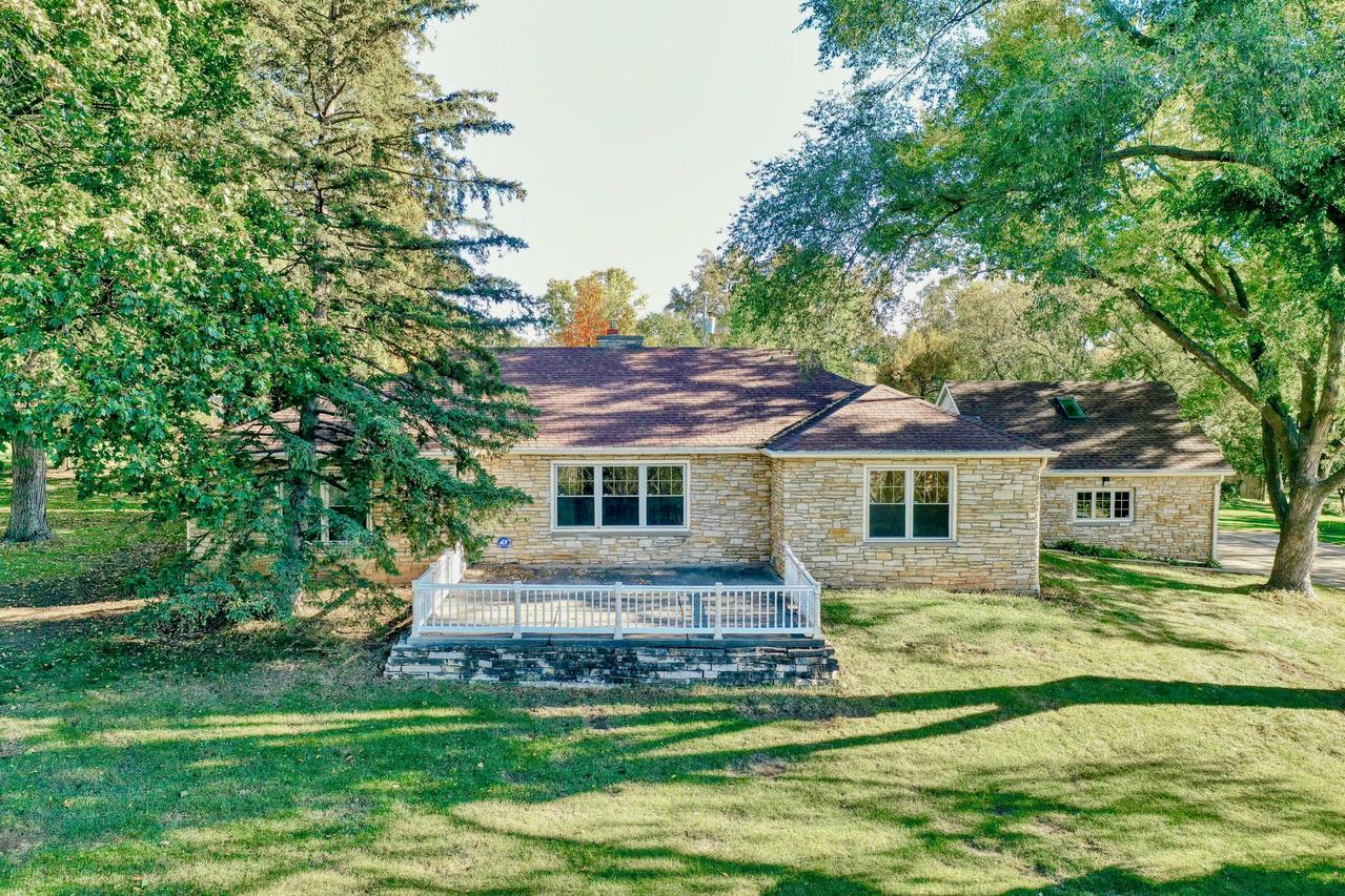 10544 W Leon Ter, Milwaukee, WI 53224