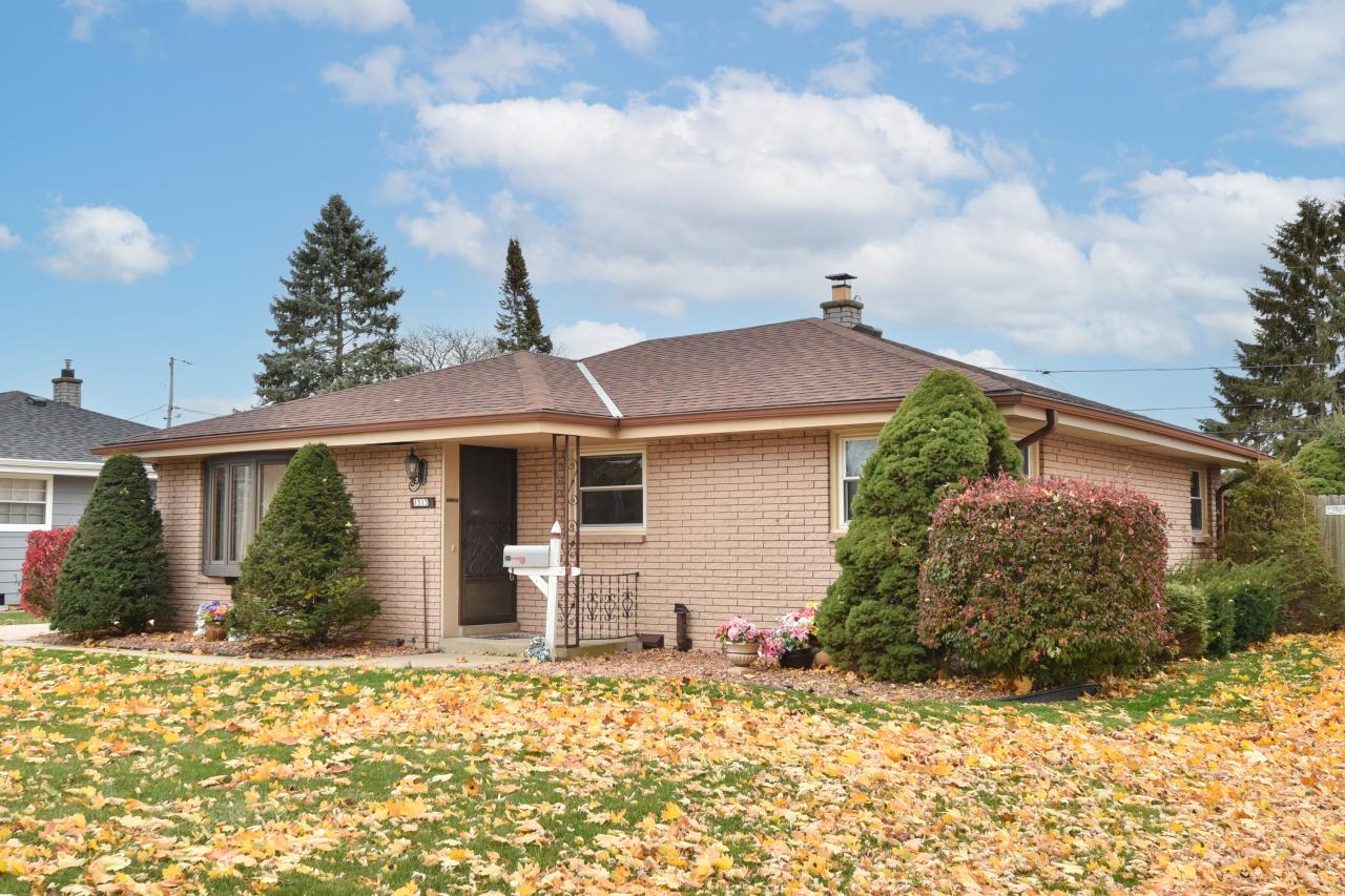 1513 Manitowoc Ave, South Milwaukee, WI 53172