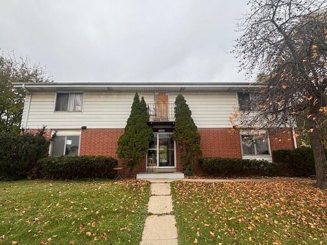 720 E St. Paul Ave #1-8, Waukesha, WI 53188