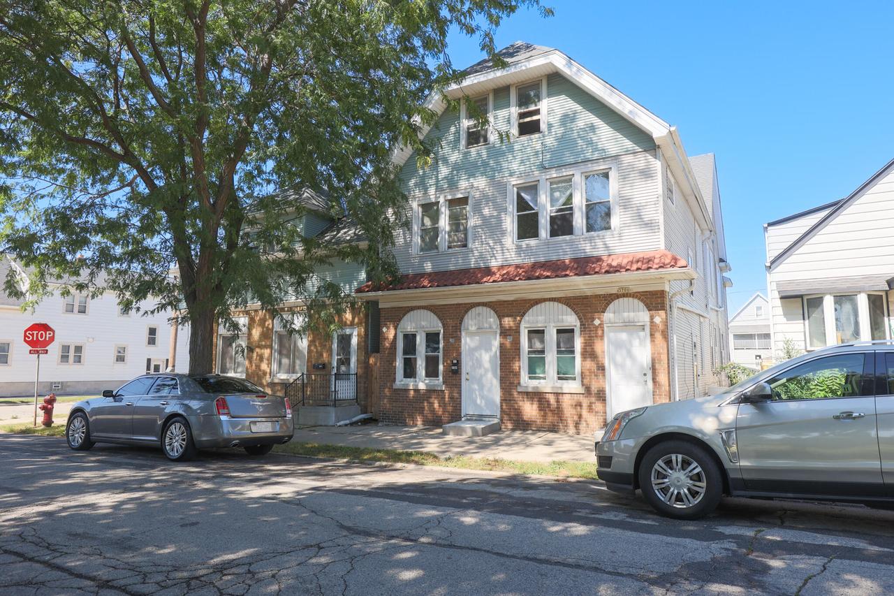 3704 E Pulaski Ave #3706, Cudahy, WI 53110