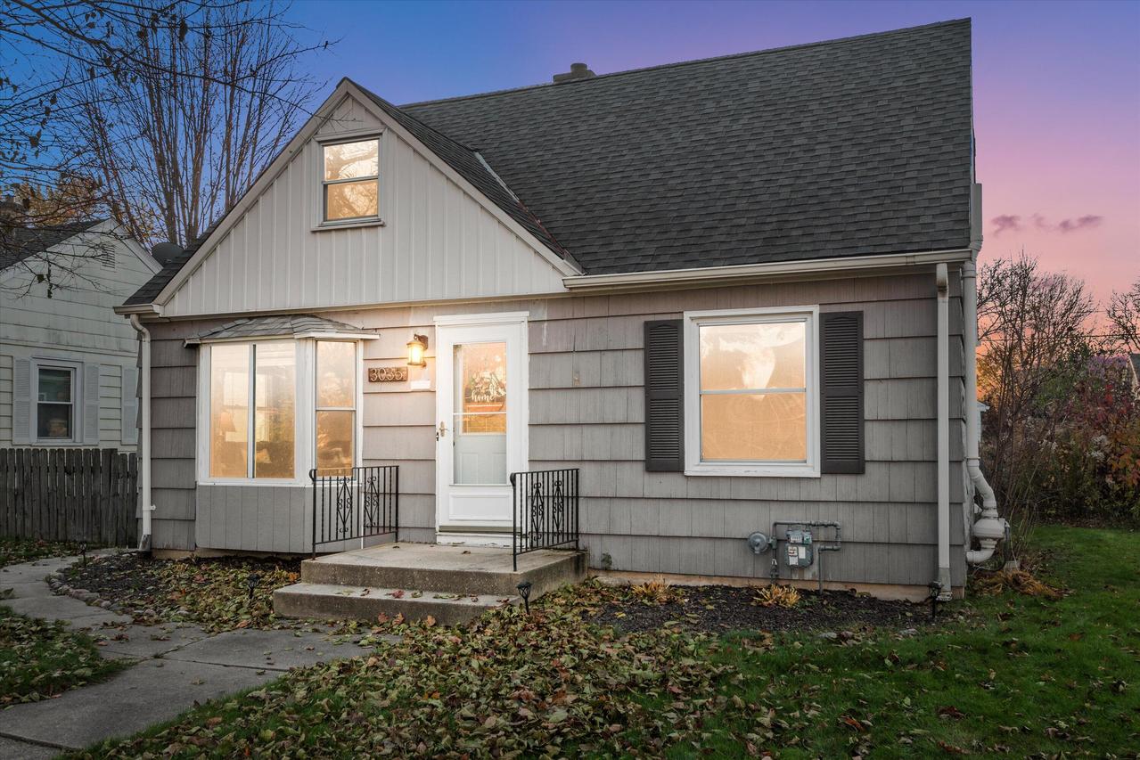 3035 N 81st St, Milwaukee, WI 53222