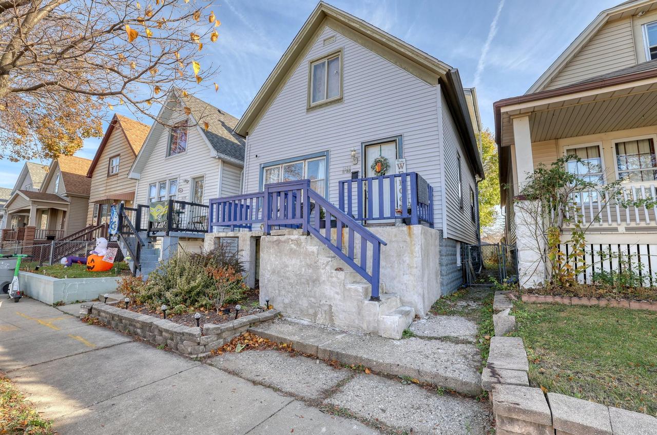 1650 S 18th St, Milwaukee, WI 53204