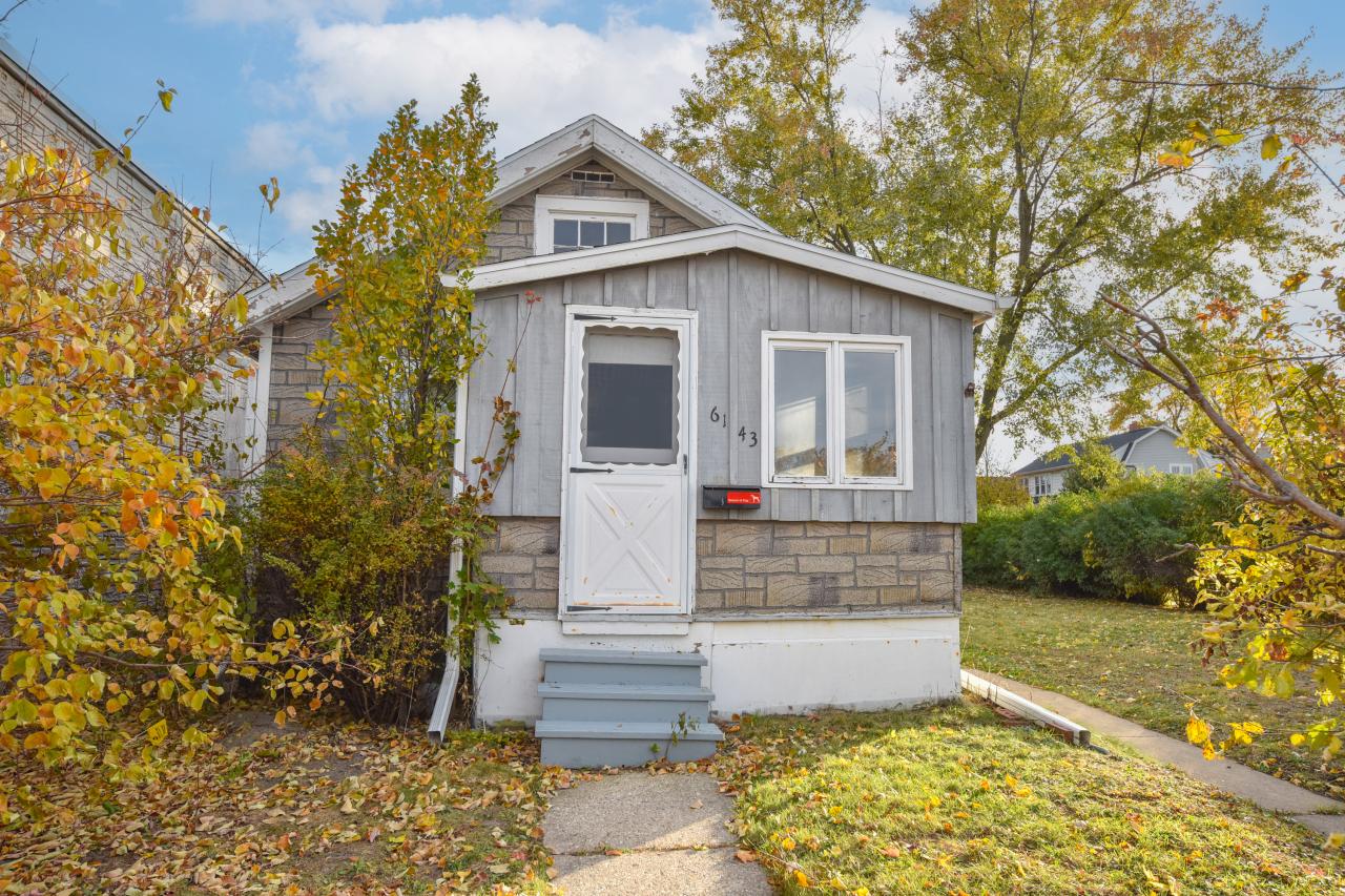 6143 W Beloit Rd, West Allis, WI 53219