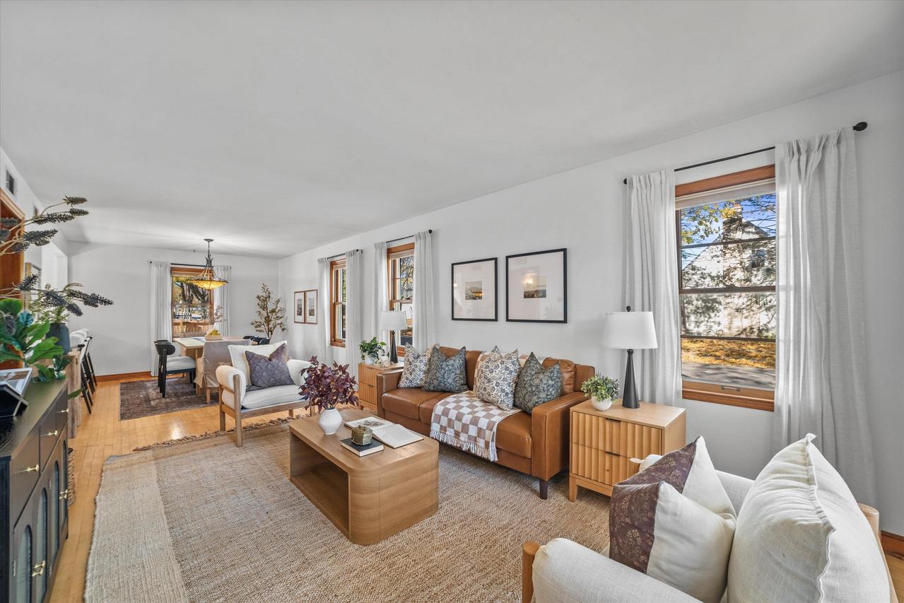 2879 N 79th St, Milwaukee, WI 53222