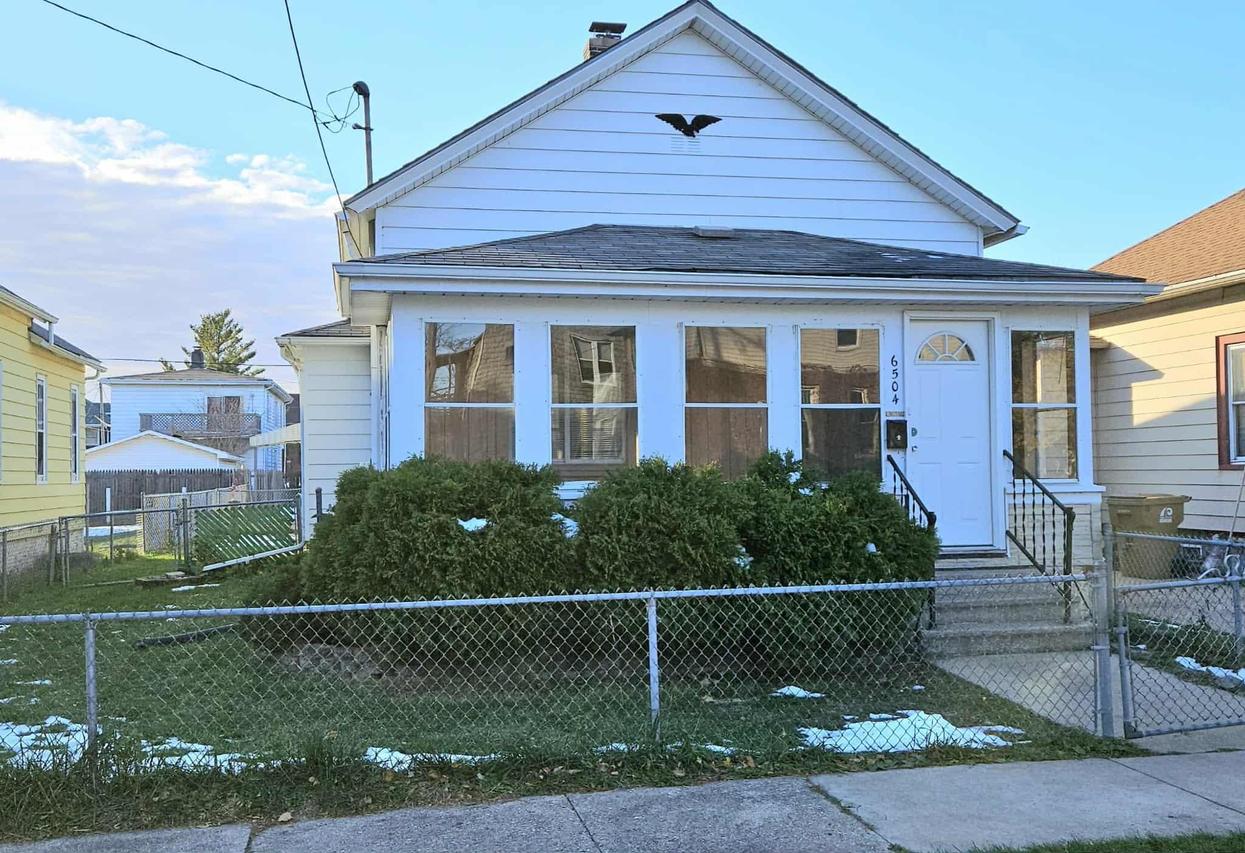 6504 24th Ave, Kenosha, WI 53143