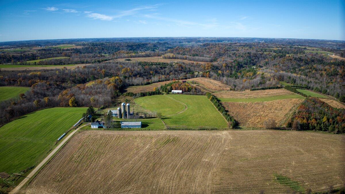 25024 Norhardt Ave, Wellington, WI 54651