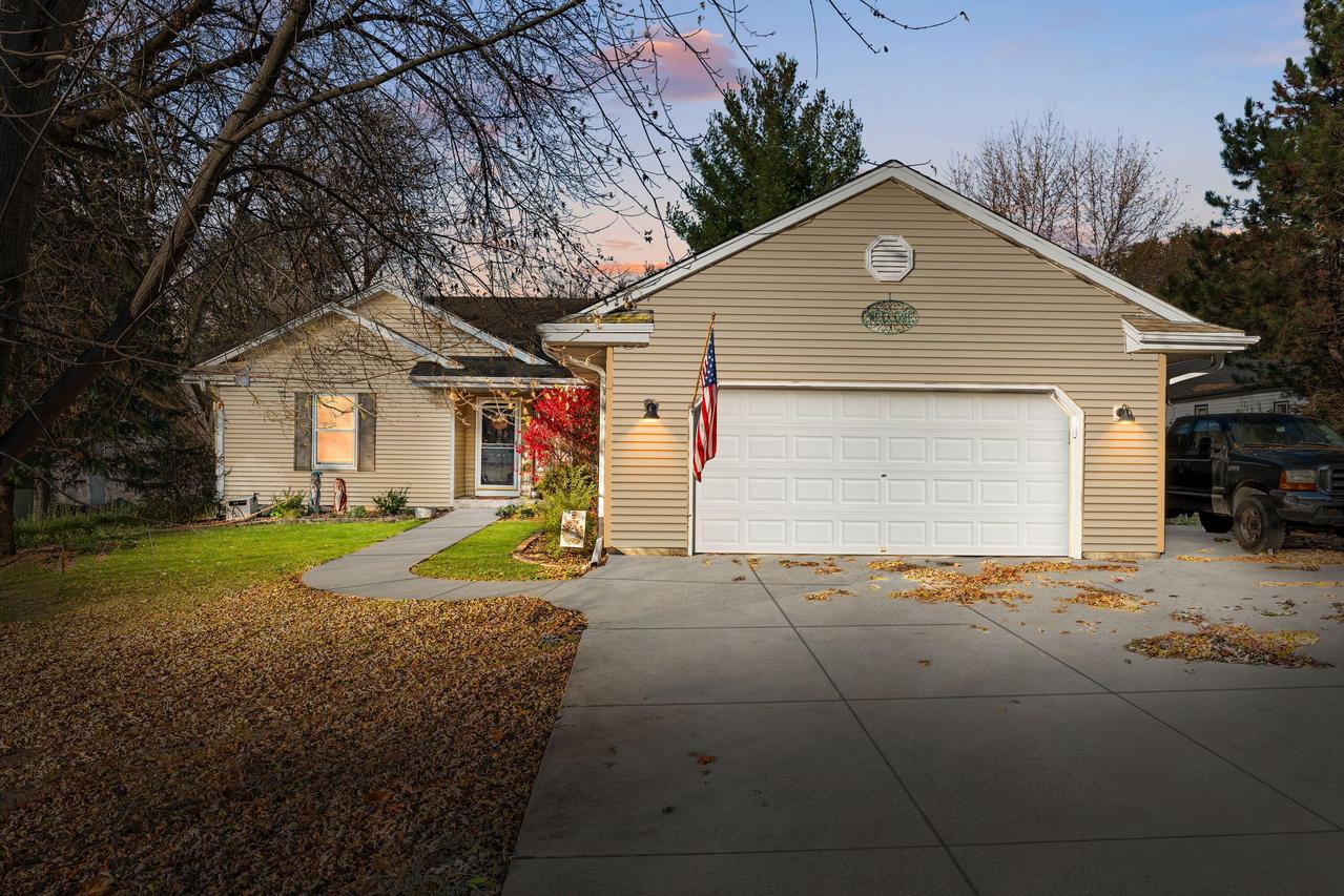 N9143 Ash St, East Troy, WI 53120