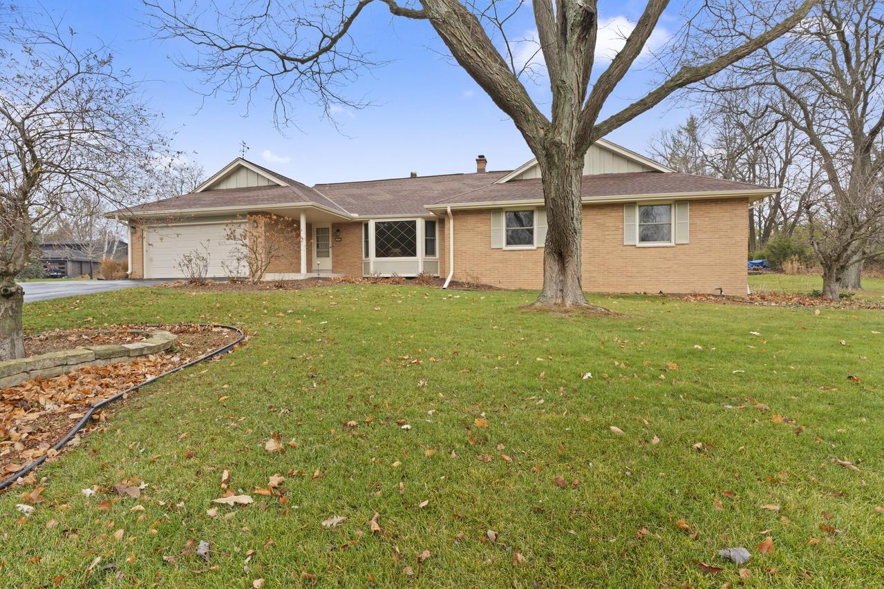 14840 Pomona Rd, Brookfield, WI 53005