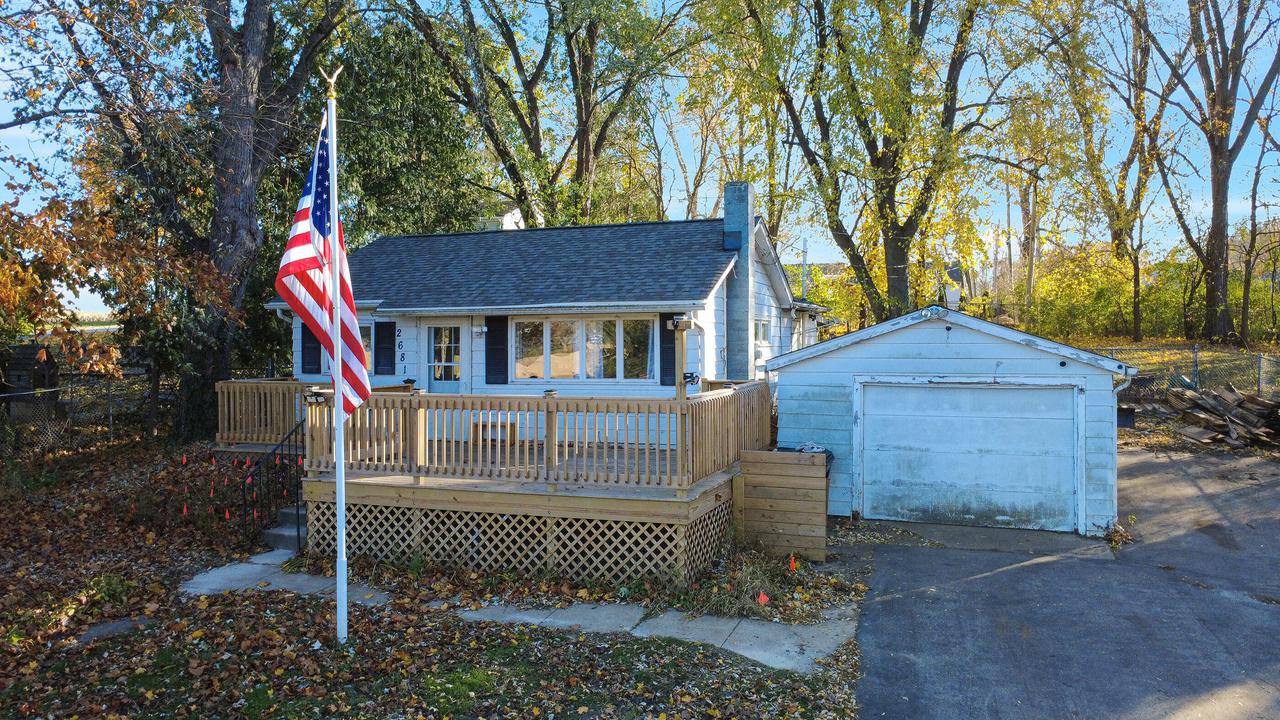 26811 113 St, Salem Lakes, WI 53179