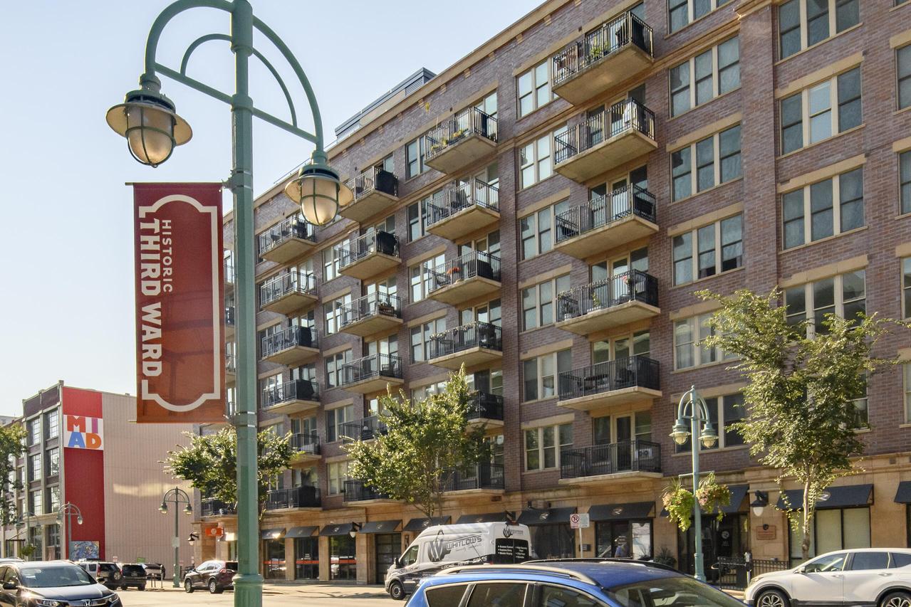 102 N Water St #202, Milwaukee, WI 53202
