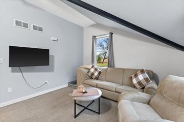 22727 126th St, Salem Lakes, WI 53104