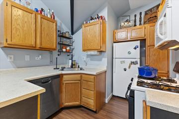 22727 126th St, Salem Lakes, WI 53104