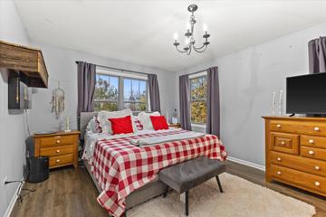 22727 126th St, Salem Lakes, WI 53104