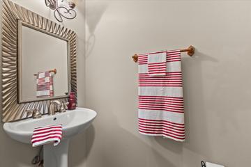 22727 126th St, Salem Lakes, WI 53104