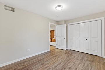 22727 126th St, Salem Lakes, WI 53104