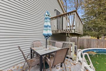 22727 126th St, Salem Lakes, WI 53104