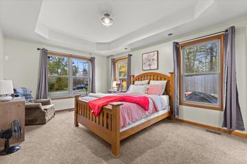 22727 126th St, Salem Lakes, WI 53104