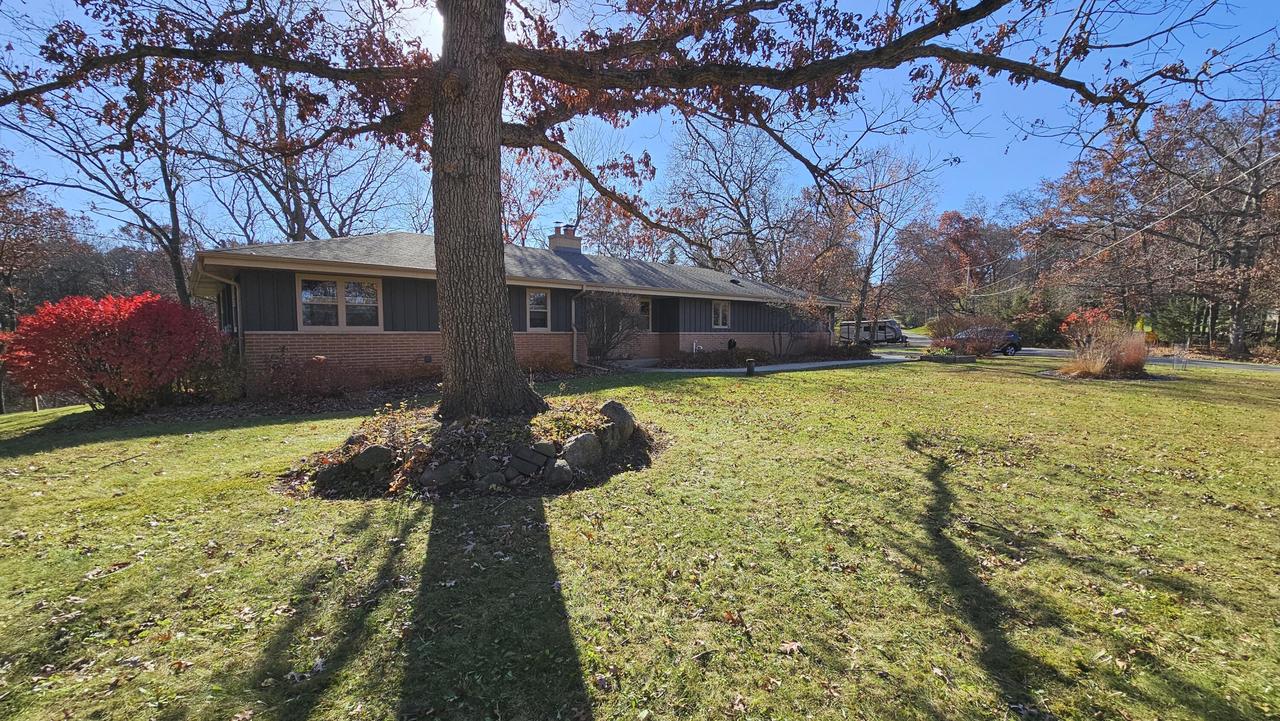 6009 218th Ave, Salem Lakes, WI 53104