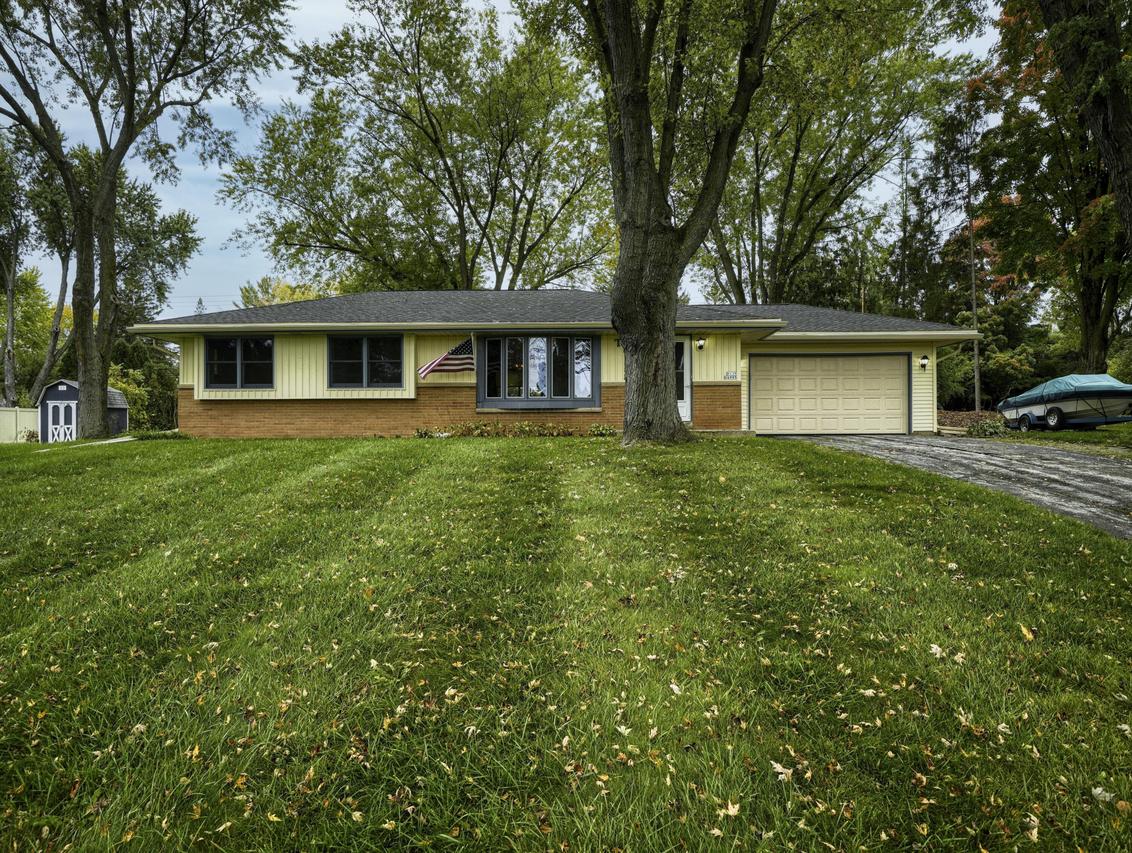 W139N6995 Bay Ridge, Menomonee Falls, WI 53051