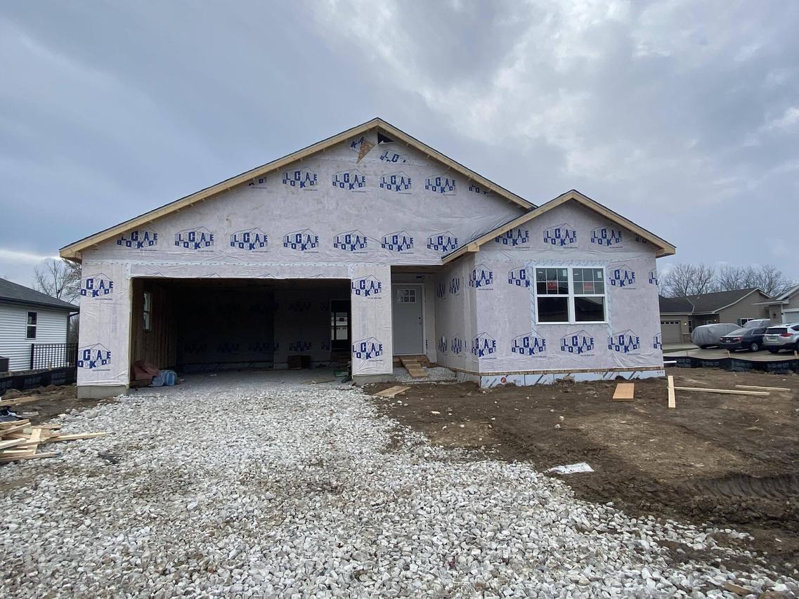 6351 Kinzie Ave, Mount Pleasant, WI 53406