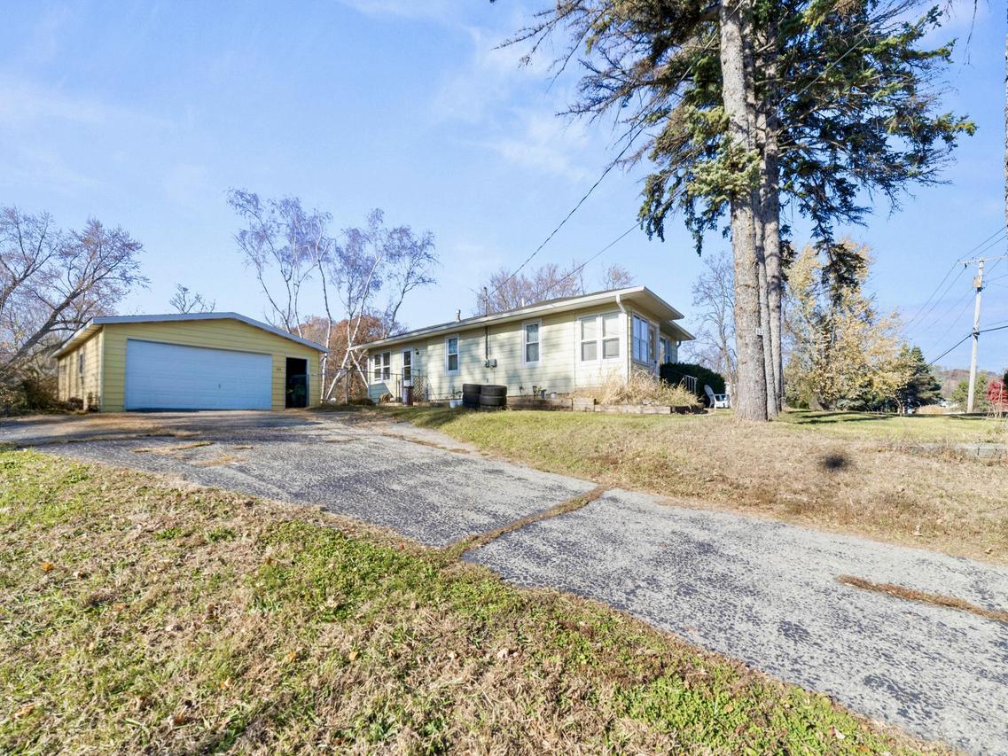 623 Burlington Ave, Twin Lakes, WI 53181