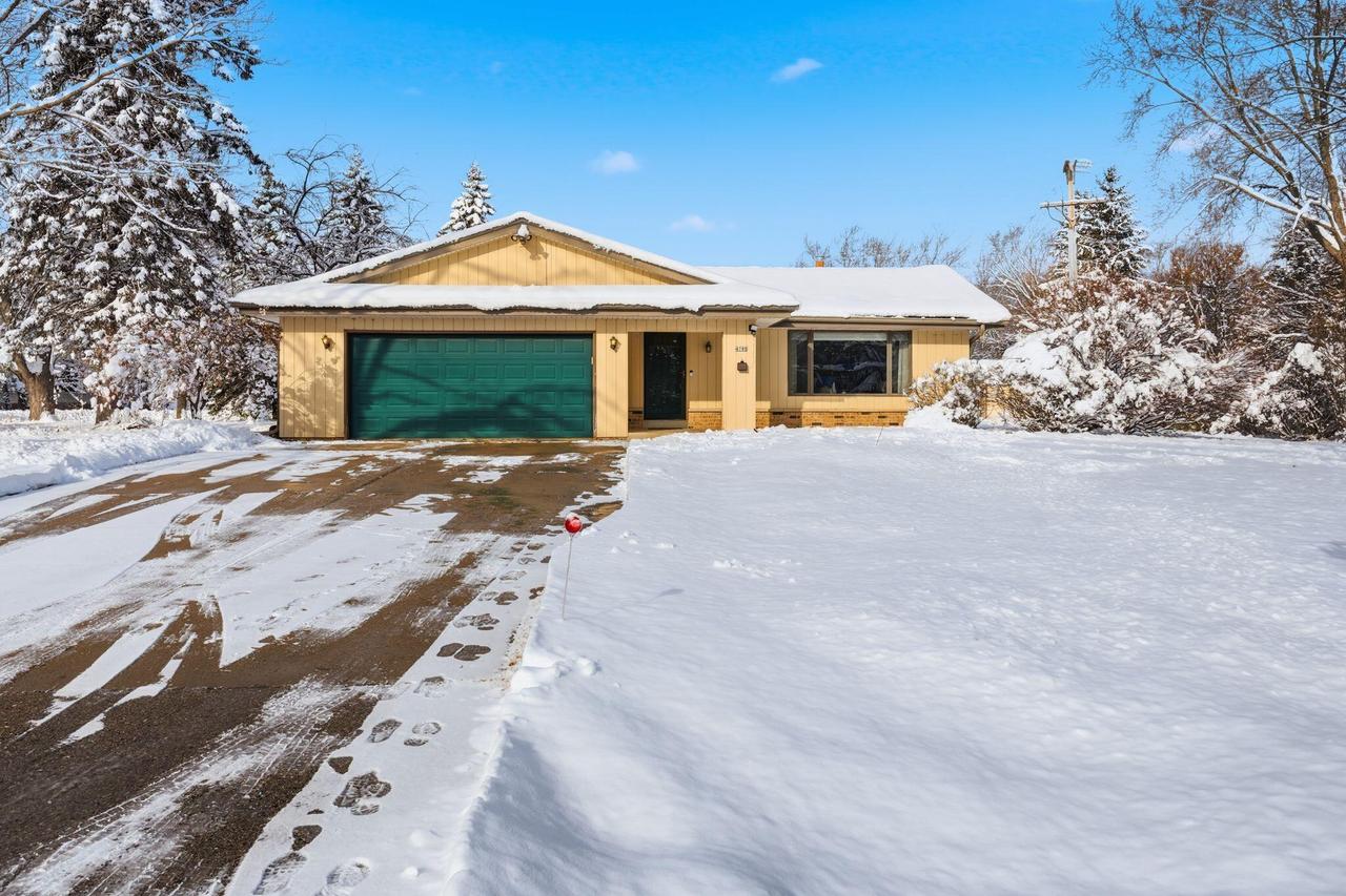 4780 W Donges Ln, Brown Deer, WI 53223